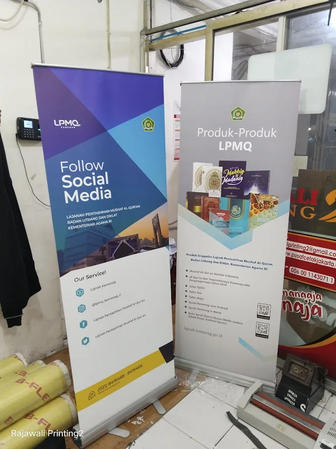 Roll Up Banner Custom