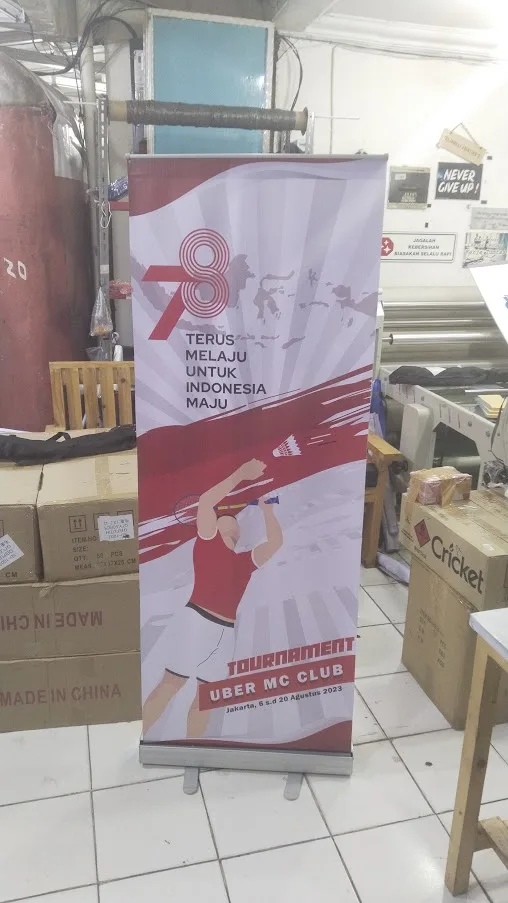 Roll Up Banner Custom